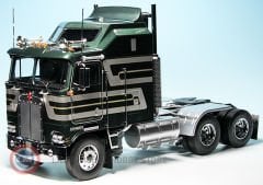 1:18 1976 Kenworth K100 Aerodyne