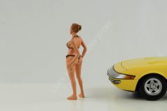 1:18 American Diorama Bikini Girl 38168