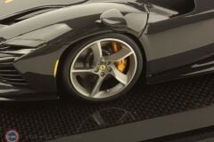 1:18 MR Collection Ferrari Daytona SP3 Giallo Modena  Shiny Carbon