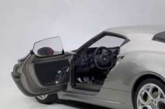1:18 2013 Alfa Romeo 4C