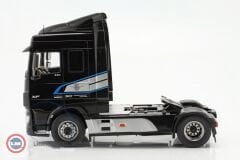 1:18  Premium Classixxs 2016 DAF XF Space Cab siyah