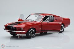 1:18 1967 Ford Mustang Shelby GT500
