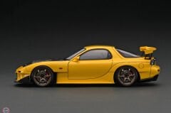 1:18 Ignition Model 2000 Mazda RX-7 (FD3S)