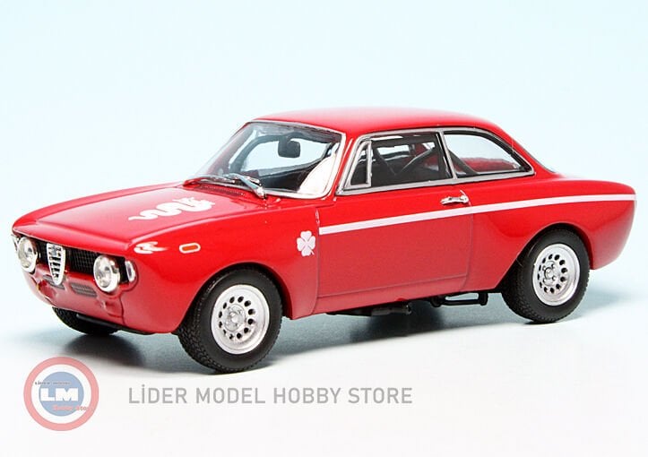 1:43 Maxichamps 1968 Alfa Romeo GTA 1300 JUNIOR