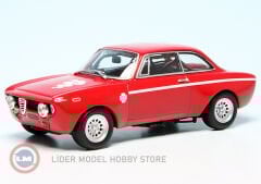 1:43 Maxichamps 1968 Alfa Romeo GTA 1300 JUNIOR