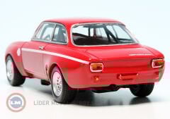 1:43 Maxichamps 1968 Alfa Romeo GTA 1300 JUNIOR