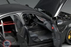 1:18 MotorHelix 2020 Alfa Romeo Giulia GTAM Carbon Edition
