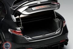 1:18 MotorHelix 2020 Alfa Romeo Giulia GTAM Carbon Edition