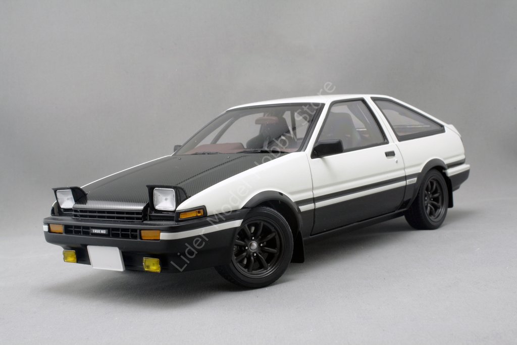 Autoart - 1:18 1980 Toyota Sprinter Trueno AE86 initial D Project