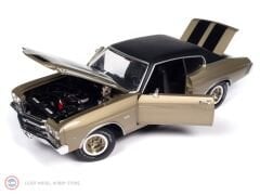 1:18 AutoWorld 1970 Chevrolet Chevelle SS (MCACN) Centennial Gold