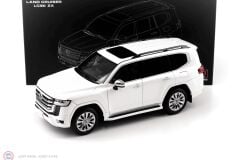1:18 LCD Model 2023 Toyota Land Cruiser LC300 ZX