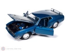 1:18 AutoWorld 1971 Ford Mustang Mach 1 (MCACN) Code Q Med Blu