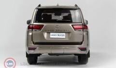 1:18 LCD Model 2023 Toyota Land Cruiser LC300 ZX