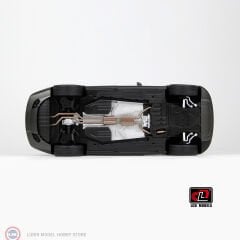 1:18 LCD Model 2022 Land Rover Range Rover SV