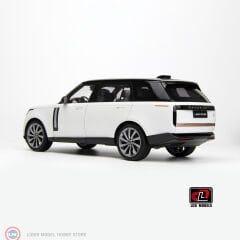 1:18 LCD Model 2022 Land Rover Range Rover SV