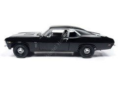 1:18 1969 Chevrolet Yenko Nova