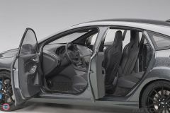1:18 2016 Ford Focus RS (Magnetic Grey)