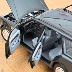 1:18 Norev 1990 Mercedes Benz 300D T Model Blue-Black