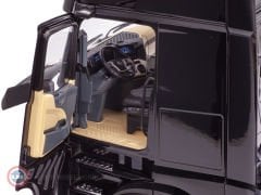 1:18 NZG 2022 Mercedes Benz Actros Gigaspace 4x2