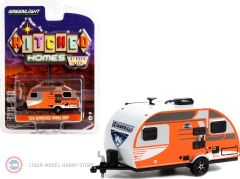 1:64 2016  Winnebago  Winnie Drop
