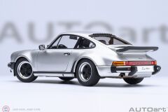 1:18 Autoart Porsche 911 Turbo 3.0 930 Silver Metallic