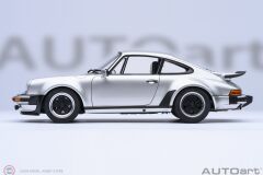 1:18 Autoart Porsche 911 Turbo 3.0 930 Silver Metallic