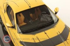 1:18 Ferrari 812 Competizione - Matt Yellow with Sketch Genuine Carbon Base