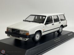 1:18 1986 Volvo 740 GL BREAK