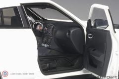 1:18 Autoart 2016 Nissan Juke R
