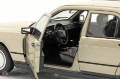 1:18 Norev 1982 Mercedes Benz 190E - W201