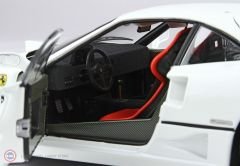 1:18 BBR Ferrari F40-  White and black-silver rims