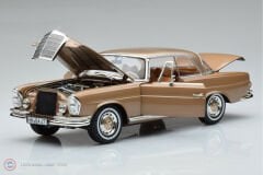 1:18 Norev 1969 Mercedes Benz 250SE Coupe W111