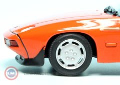 1:43 Maxichamps 1979 Porsche 928 S