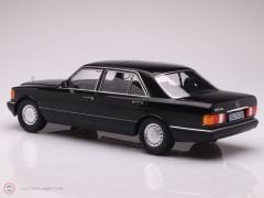 1:18 1985 Mercedes Benz S Class 560 SEL (W126)