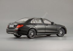 1:18 2016 Mercedes Benz E Class AMG Line W213
