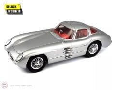 1:18 Maisto 1955 Mercedes Benz 300 SLR Uhlenhaut Coupe