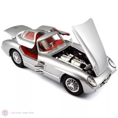 1:18 Maisto 1955 Mercedes Benz 300 SLR Uhlenhaut Coupe