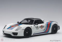 1:18 2013 Porsche 918 Spyder Weissach Package