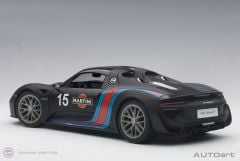1:18 2013 Porsche 918 Spyder Weissach Package