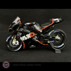 1:18 2016 Yamaha YZR-M1 #25 Movistar Yamaha Motosiklet
