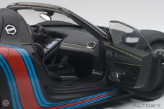 1:18 2013 Porsche 918 Spyder Weissach Package 77929 (Matt Black With Martini Livery)