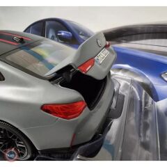 1:18 Minichamps 2022 BMW M4 CSL Brooklyn Grey