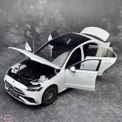 1:18 NZG 2025 Mercedes Benz C Class C260 W206