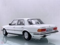 1:18 1975 Mercedes Benz S Class 450 Sel 6.9 (W116)