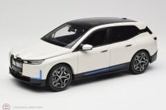 1:18 Minichamps 2023 BMW IX Metallic White