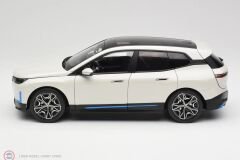 1:18 Minichamps 2023 BMW IX Metallic White