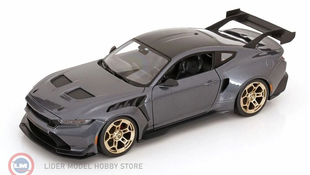 1:18 Maisto 2025 Ford MUSTANG GTD - grey