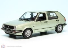 1:43 Maxichamps 1985 Volkswagen GOLF II (4-DOOR)