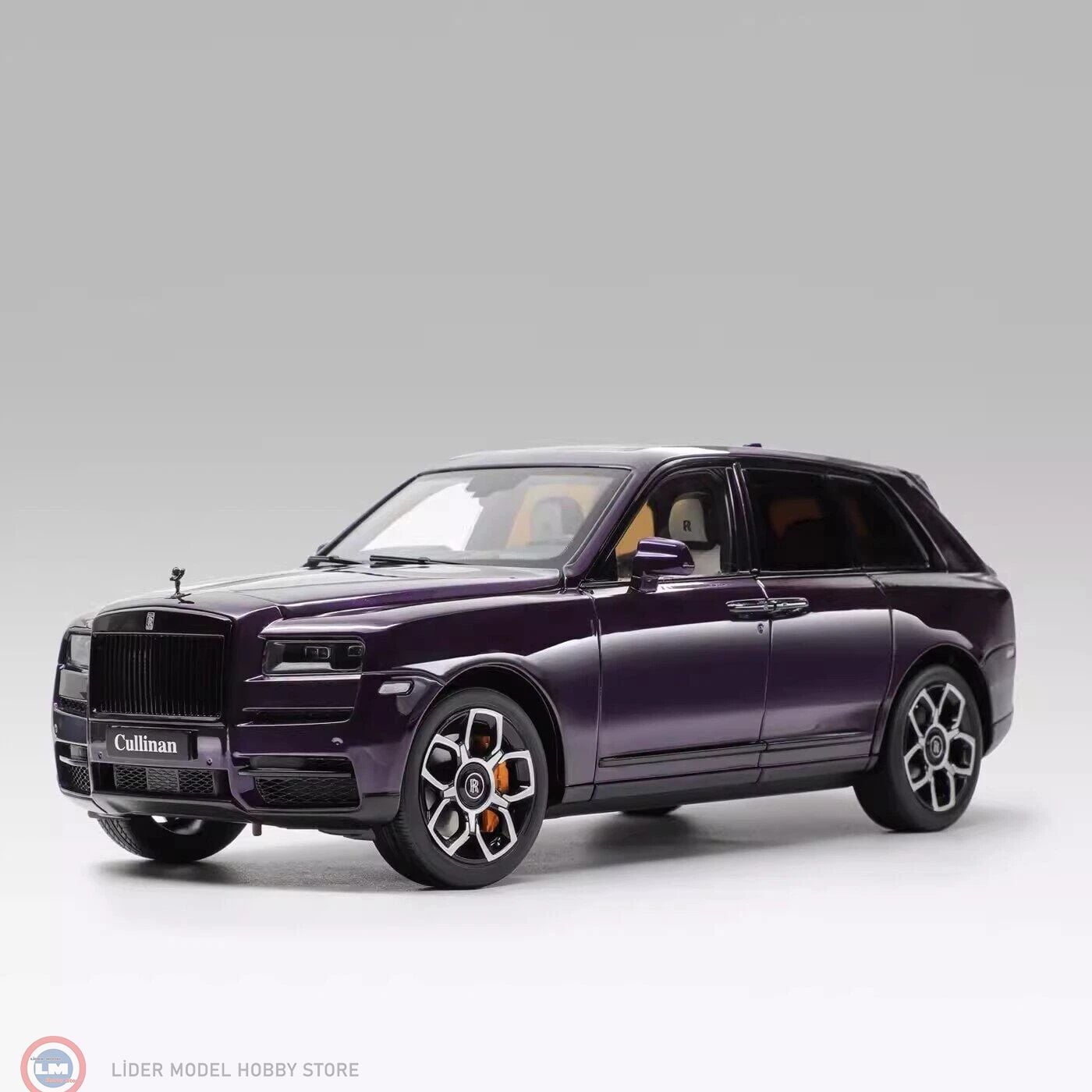 1:18 Keng Fai Rolls Royce Cullinan Purple