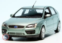 1:43 Maxichamps 2004 Ford FOCUS